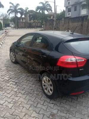 Kia Rio LX 4dr Hatchback (1.6L 4cyl 6M) 2012 Black