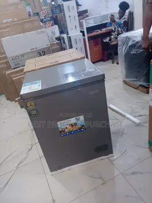 Kenster Medium-Size Chest Freezer (150l)