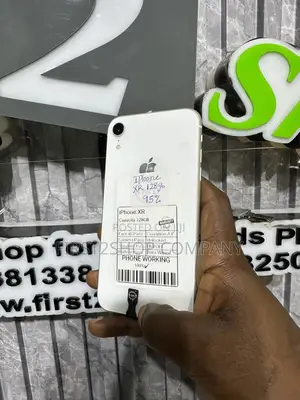 Apple iPhone XR 128 GB White
