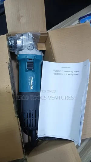 Makita M9511b Angle Grinder, 125mm (5").