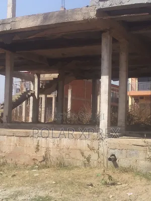 Warehouse Carcass in F01 New Market for Sale