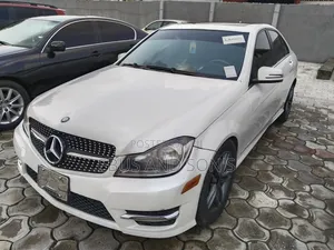 Mercedes-Benz C300 2012 White