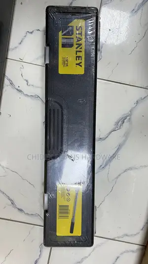 Stanley 1/2" Ratcheting Type Drive Torque Wrench.