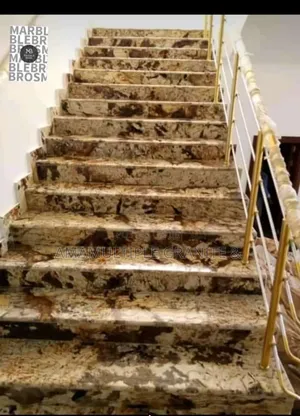 Alaska Gold Slabs Staircase