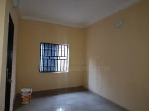 3bdrm Apartment in Pounds And Dollars, Owerri for rent