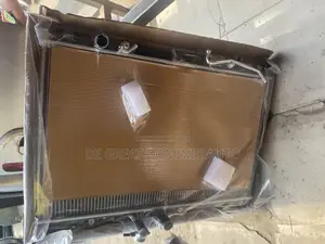 Radiator for Toyota Highlander 08 to 013