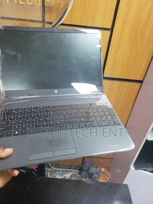New Laptop HP 255 G8 16GB AMD Ryzen 3 SSD 256GB