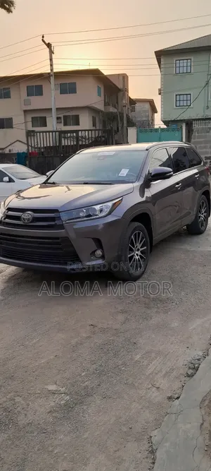 Toyota Highlander 2017 Gray