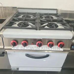 4 Burners Gas Cooker With Oven
