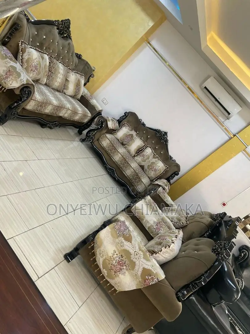 Royal Crest Luxury Classy Sofa Set Very Durable