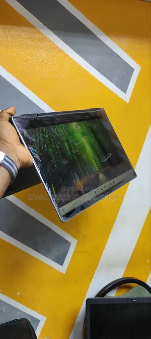 Laptop Lenovo Yoga 710 12GB Intel Core I5 SSD 256GB