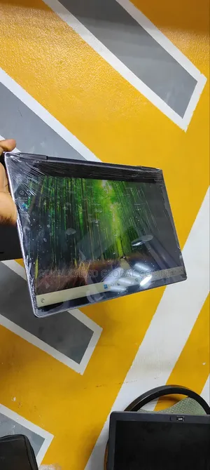 Laptop Lenovo Yoga 710 12GB Intel Core I5 SSD 256GB