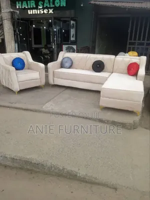 Beautiful New Design L Shaped Fabric Chair
