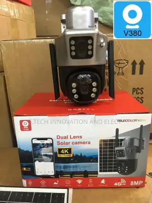 Dual Lens Solar PTZ Camera