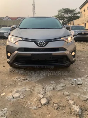 Toyota RAV4 Limited AWD (2.5L 4cyl 6A) 2017 Gray