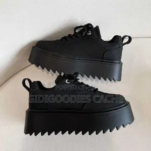 Chunky Unisex Sneakers White/Black Size 39-44