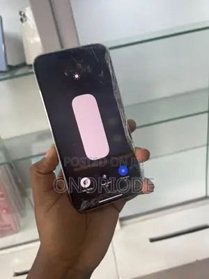 Apple iPhone 13 256 GB