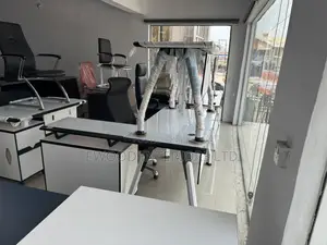 1.4meters Glass Executive Table With Extension