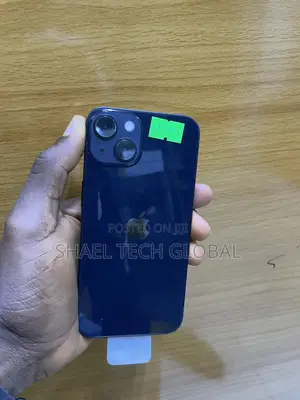 Apple iPhone 13 128 GB