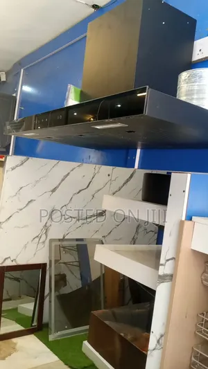 Smoke and Odor Extractor for Kitchen