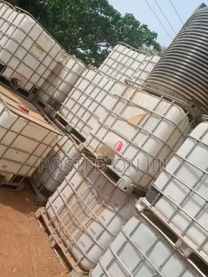 White Tank or Ibtc Berger Tank 1,000 Liters
