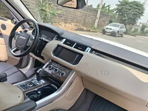 Land Rover Range Rover 3.0L Supercharged 2014 White