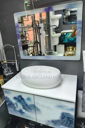 Cabinet Basin With Mirror