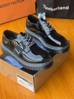 New Louis Vuitton Executive Designer Shoes – Black Patent