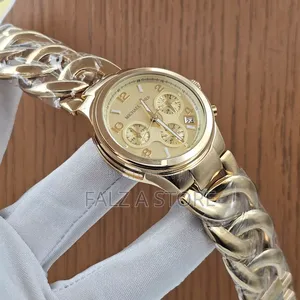 Michael Kors Twisted Chain Wristwatch (Quartz Movement)