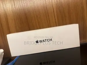 Apple Watch Se 3 (3rd Gen 2025) 44mm GPS Only Starlight