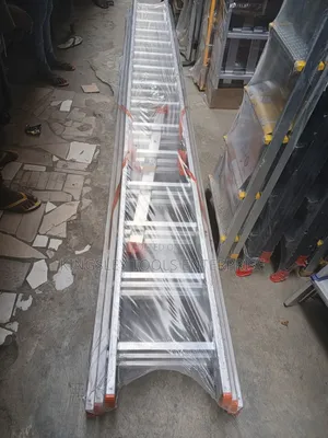 Hand Tools Double Extension Ladder