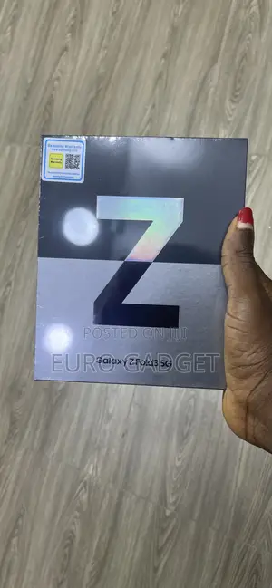 New Samsung Galaxy Z Fold 3 256 GB Black