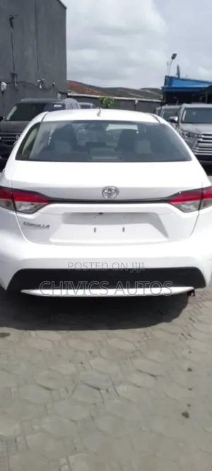 Toyota Corolla 2020 White