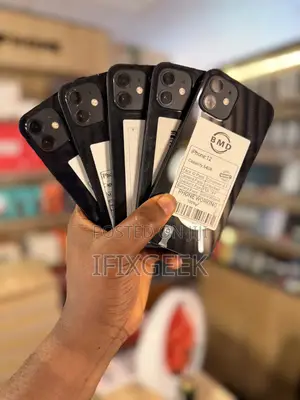 Apple iPhone 12 64 GB Black