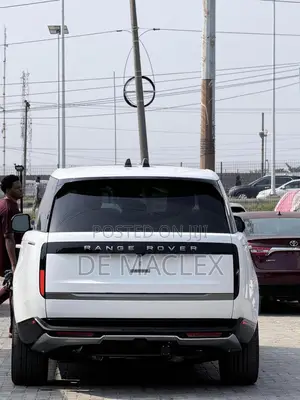 Land Rover Range Rover 2025 White