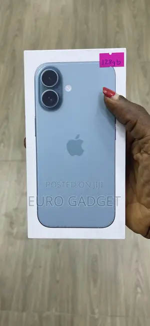 New Apple iPhone 16 128 GB Green