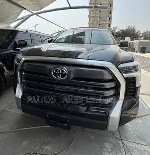 Toyota Tundra 2023 Black