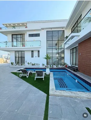 5bdrm Duplex in Chevron for sale
