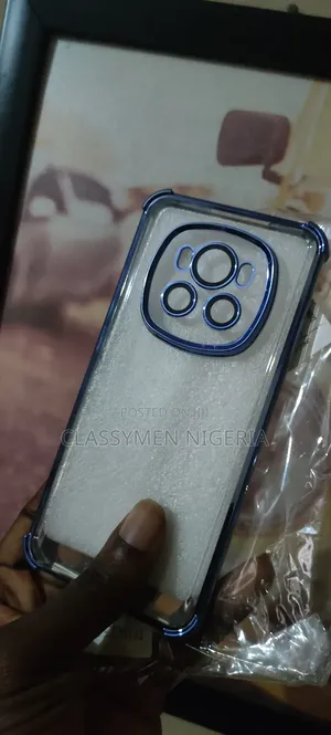 Huawei Honor Magic 6 - Luxury Shockproof Transparent Solid Case