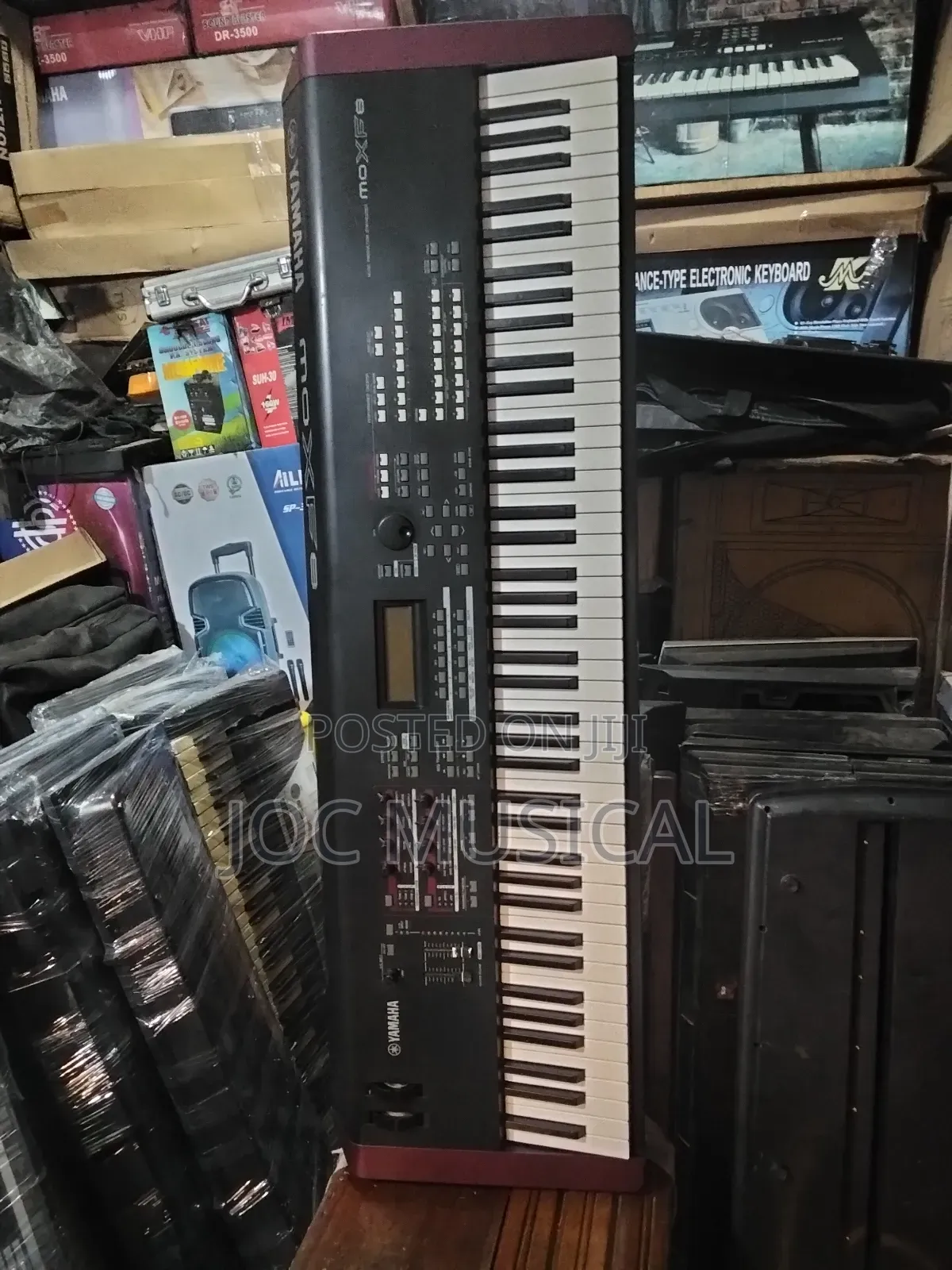 Yamaha Keyboard Moxf8
