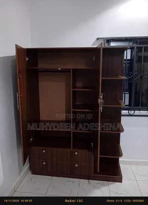 4.5 By6ft Wardrobe