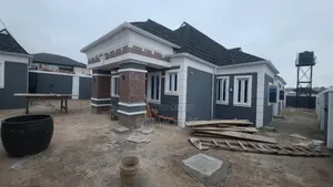 Professional House Painting and Wall Screding