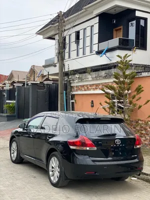 Toyota Venza XLE 4dr Wagon (2.7L 4cyl 6A) 2014 Black