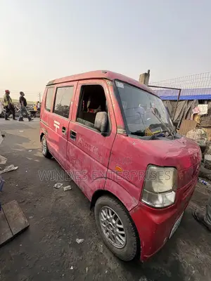 Suzuki Every 2012 Red