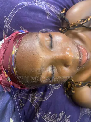 False Eyelashes (Or Extensions/Mink Lashes)