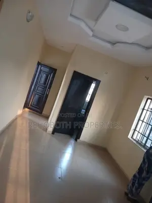 1bdrm Apartment in Babalola, Akala Express for rent