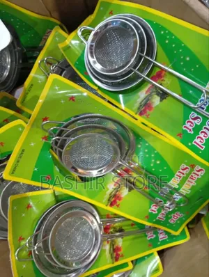 3-Piece Set of Stainless Steel Mesh Strainers.