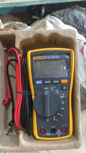 Fluke 115c True-RMS Multimeter.