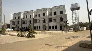 4bdrm Townhouse/Terrace in Pelican, Jahi for sale