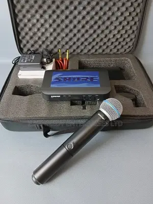 Shure Blx4/Pg58 Wireless Microphone System